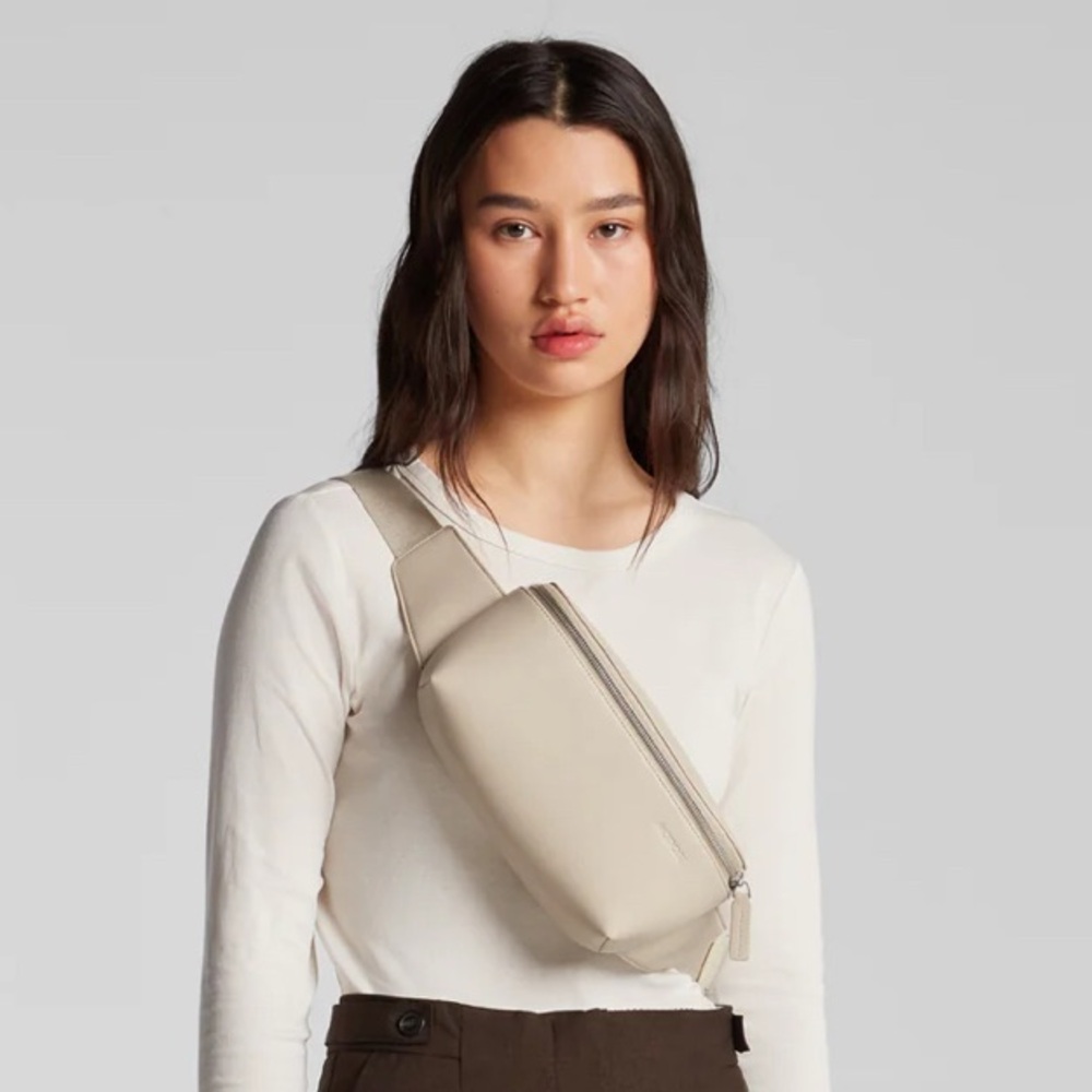 Brand New Monos Metro Sling in Ivory